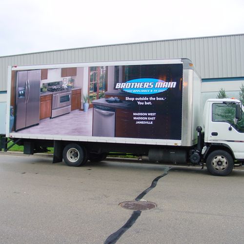 Box truck wrap for appliance store