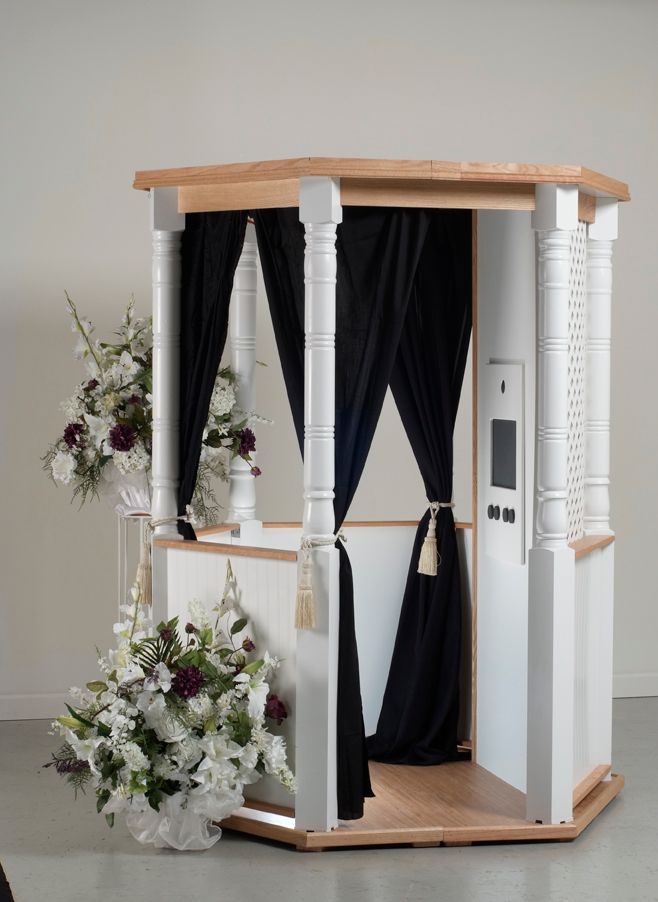 The Cabana style works for a chic wedding, private