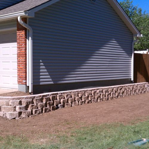 Retaining Wall Picture 1
