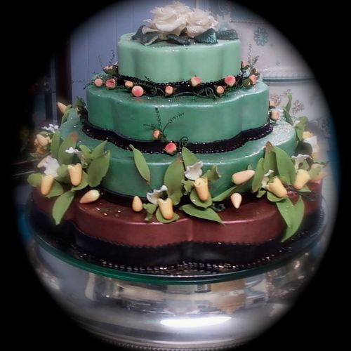 Traditional or untraditional cakes and themes are 