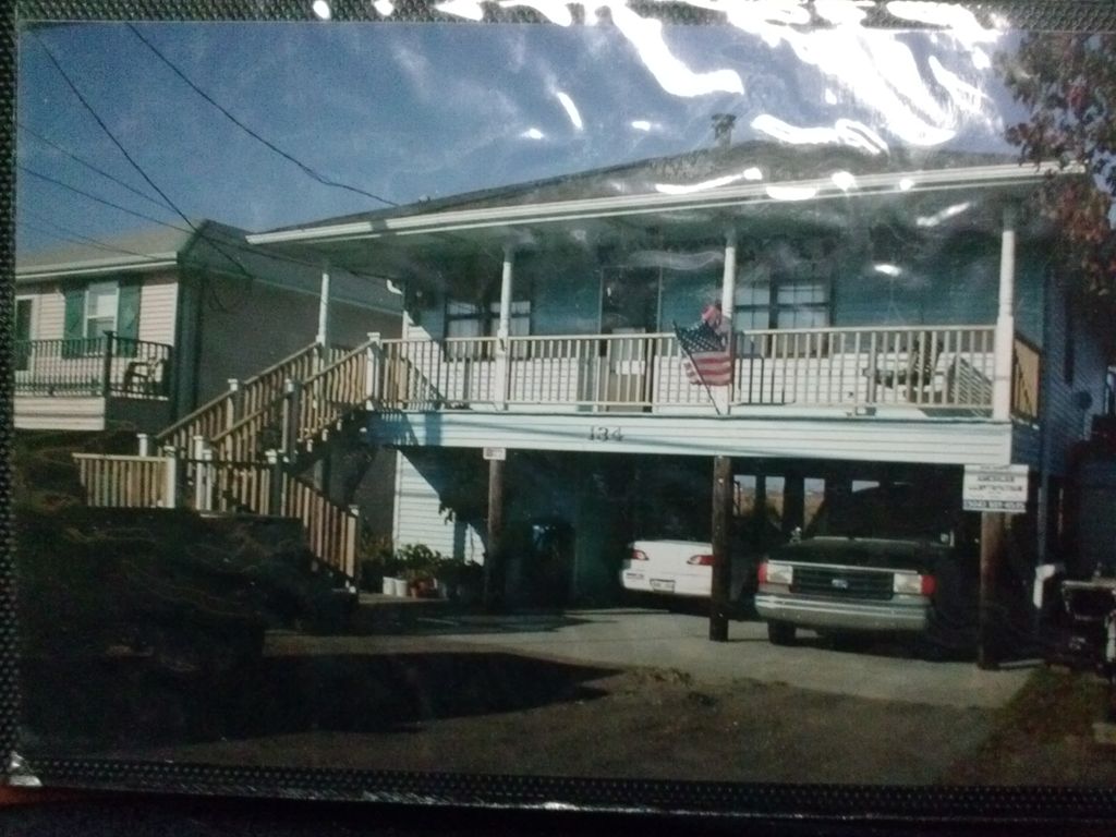 We rebuilt the decking, stairs and railings on thi