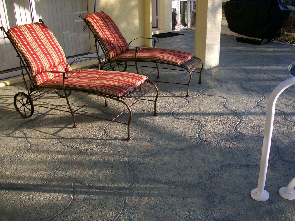 Lanai decks