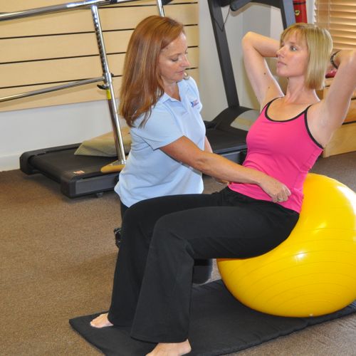 Abdominal strength exercise on gymnastic ball for 