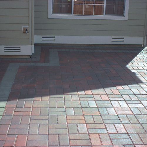 New Holland paver patio courtyard