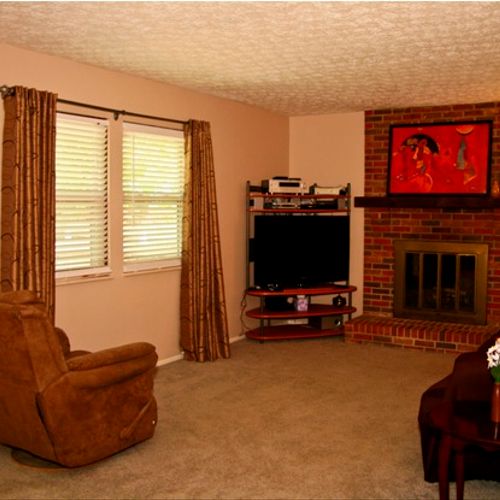 Family Room AFTER Staging