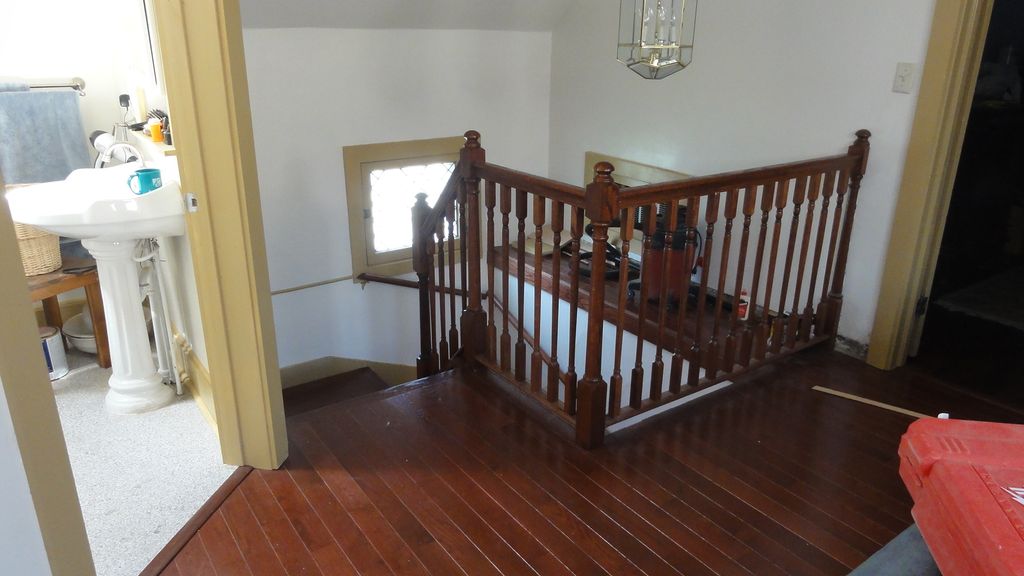 Stairway and floor in Victorian