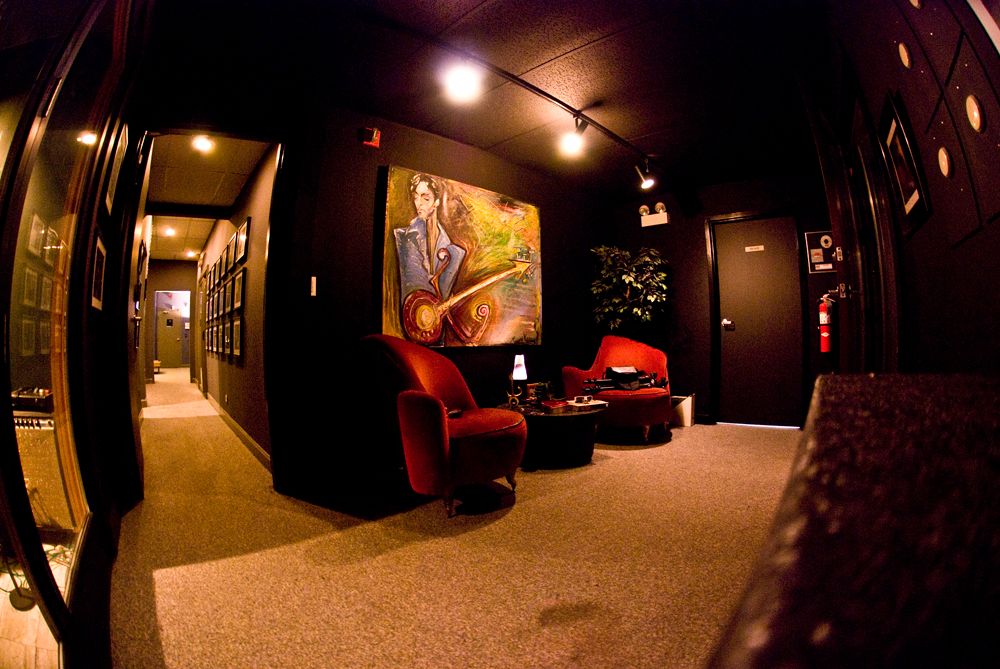 the small lounge