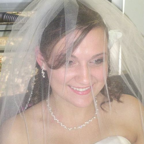 one of the many blushing brides