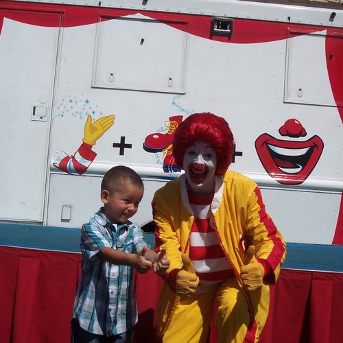 Just stopped by to say hi to Ronald at McDonald's 