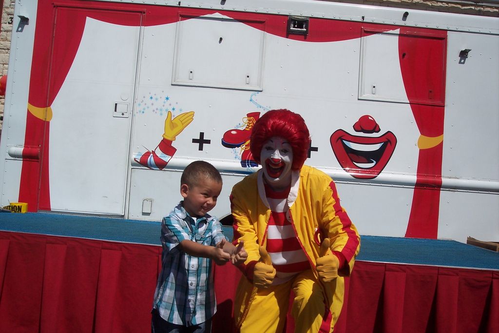 Just stopped by to say hi to Ronald at McDonald's 