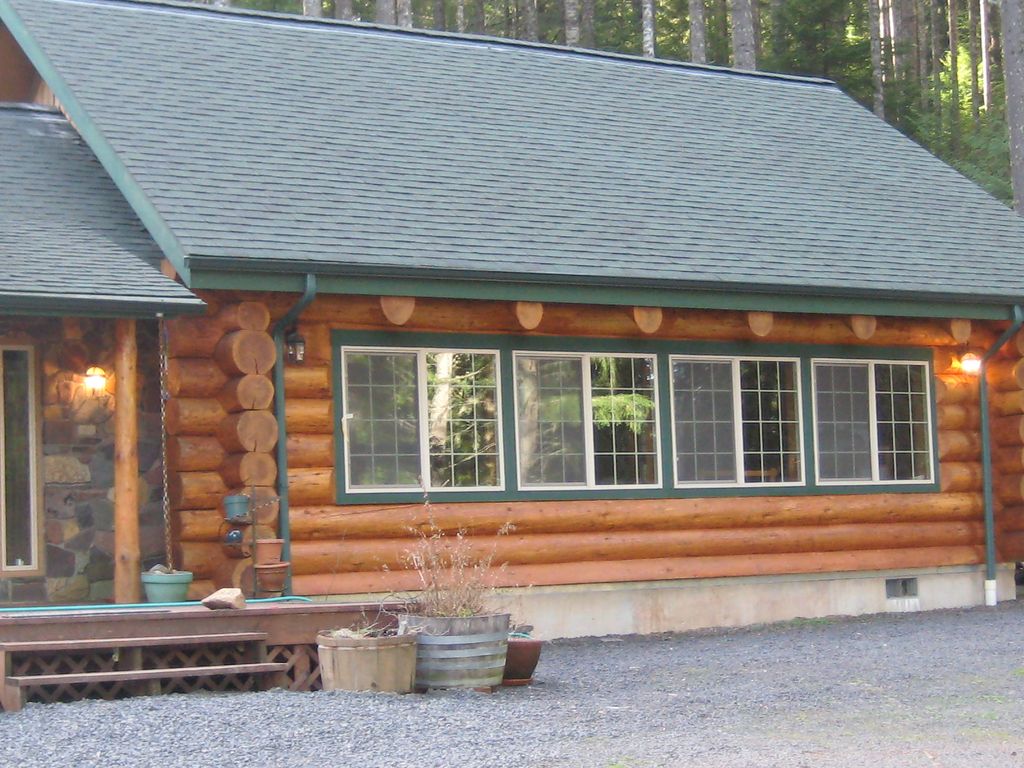 NEWLY REMODELED LOG HOME
