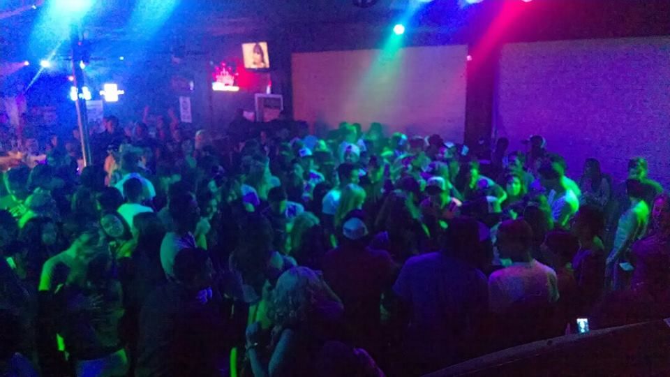 18+ Thursday Night Party at Hurricane Alley on 9/5