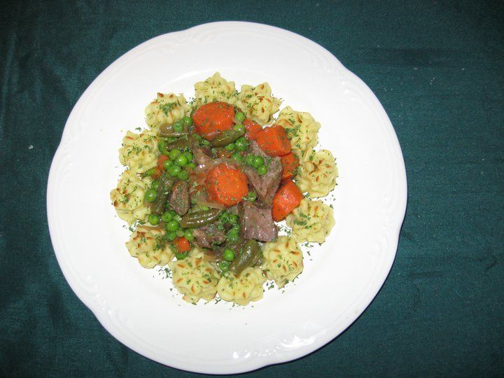 Beef stew with potatoes duchess