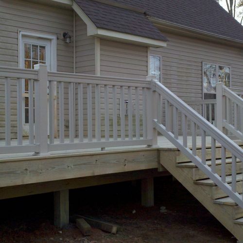 wood deck with pvc rails