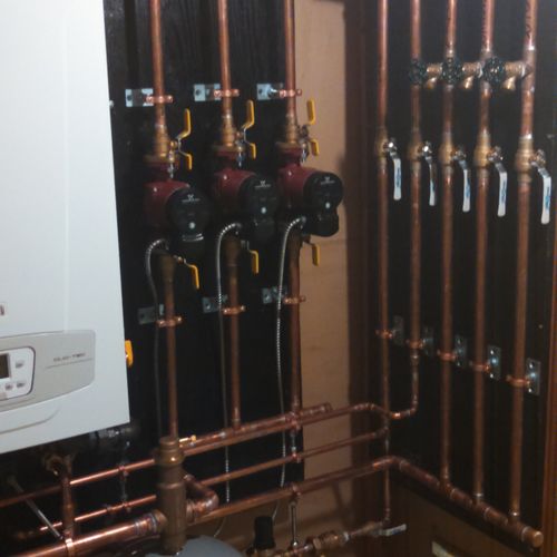 Oil to gas conversion. Baxi Combi, boiler and dome