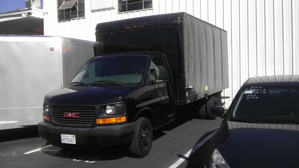 17' Box Truck