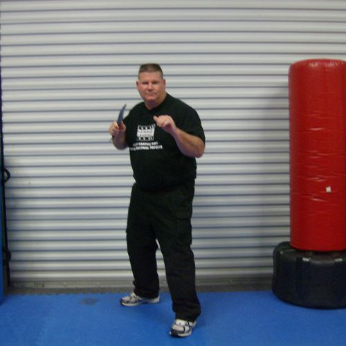 teaching in knife fighting course