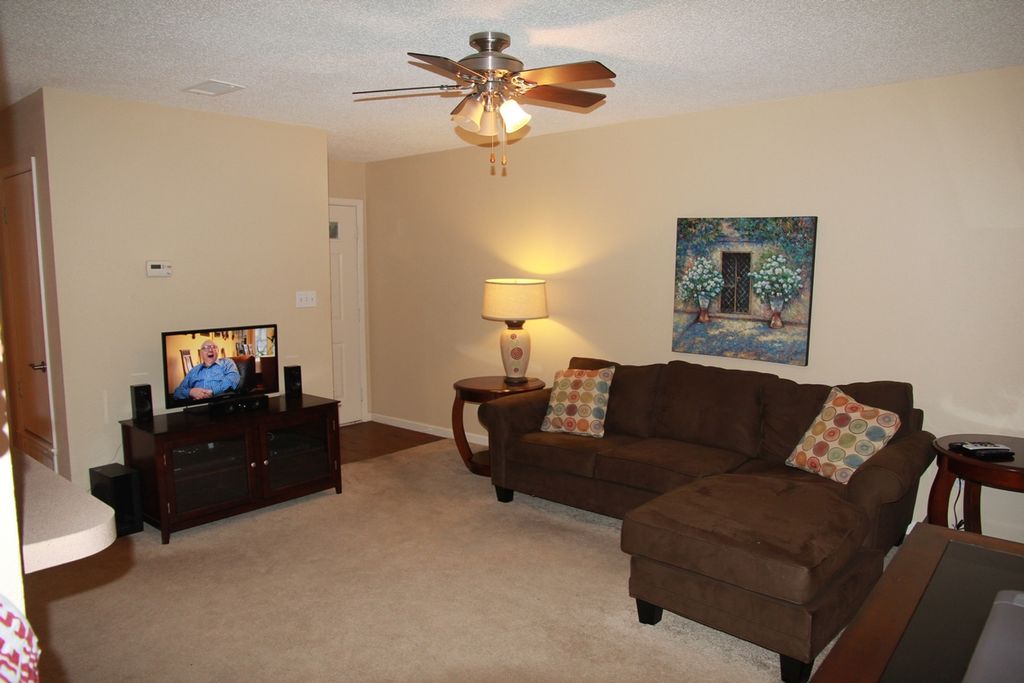 Apt LR before