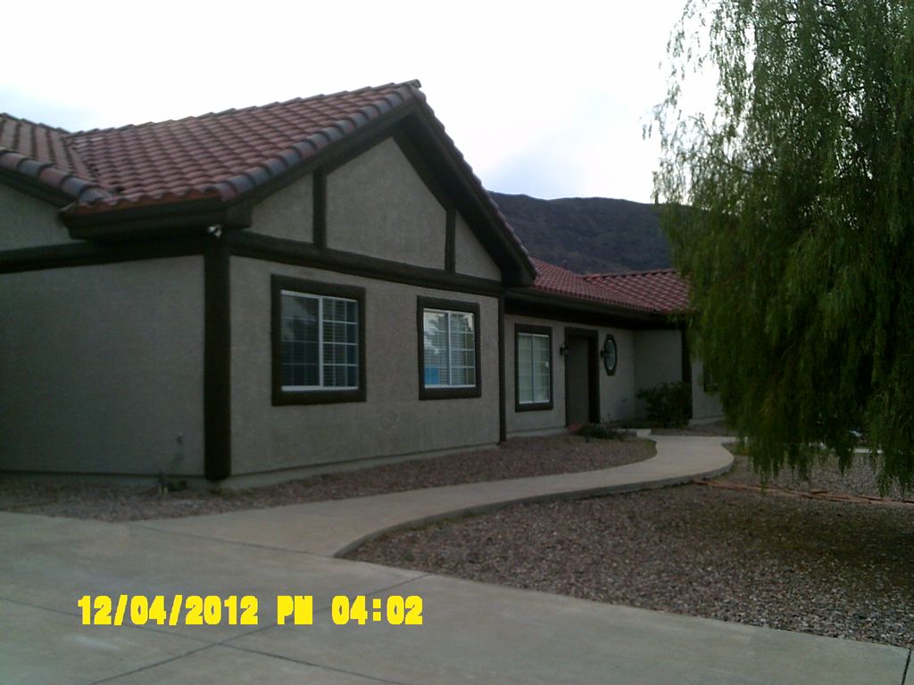 EXTERIOR CUSTOM PAINTING