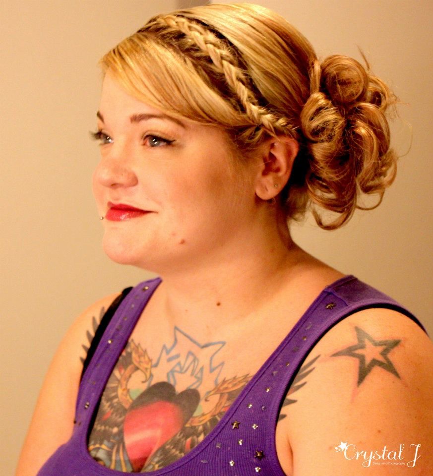 behind the scenes - bridesmaid awaiting wedding ti