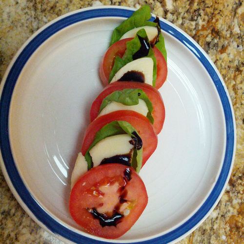 Simple Caprese Salad w/fresh sliced tomatoes, fres