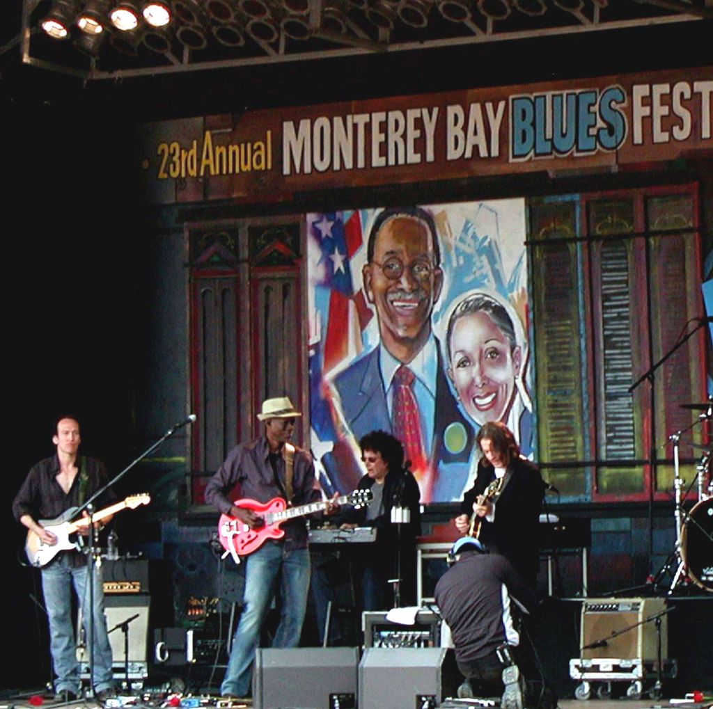 Onstage with The Keb Mo Band, Robben Ford sitting 