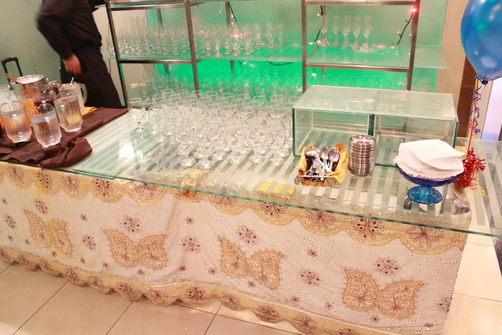 Drink station set up for Birthday party. (picture 