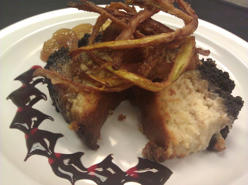 Banana Pudding Cheese Cake
with a Oreo cookie crus