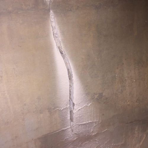 Concrete crack repair 