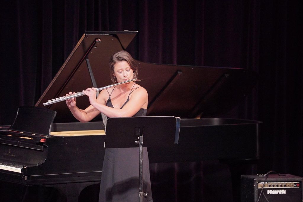 Performance at the Williamsburg Public Library Wil