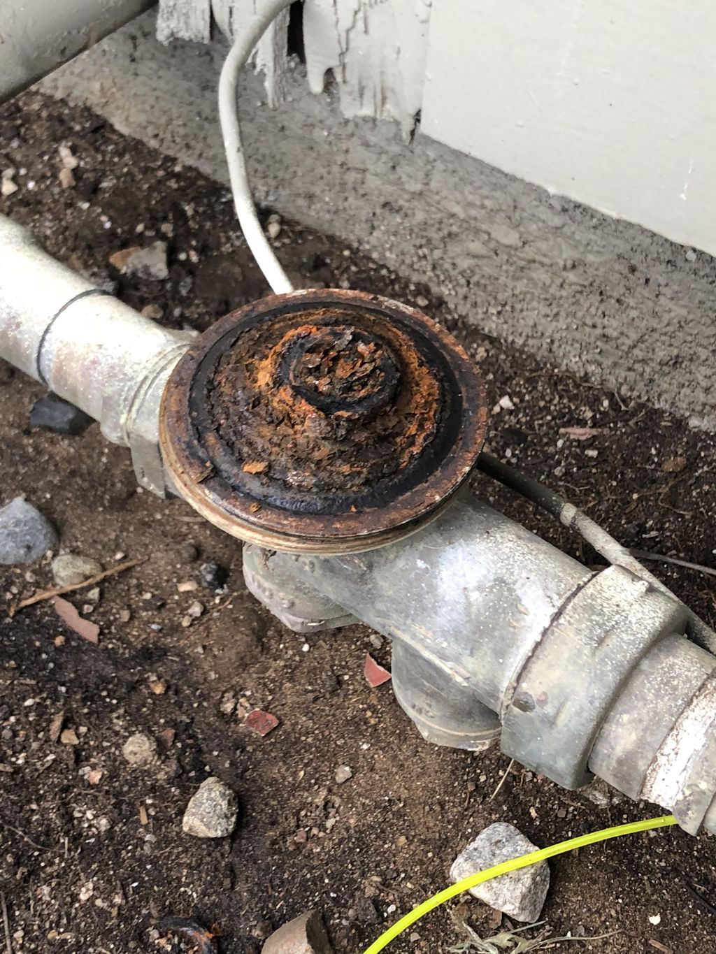 This water regulator is way past its life time. It