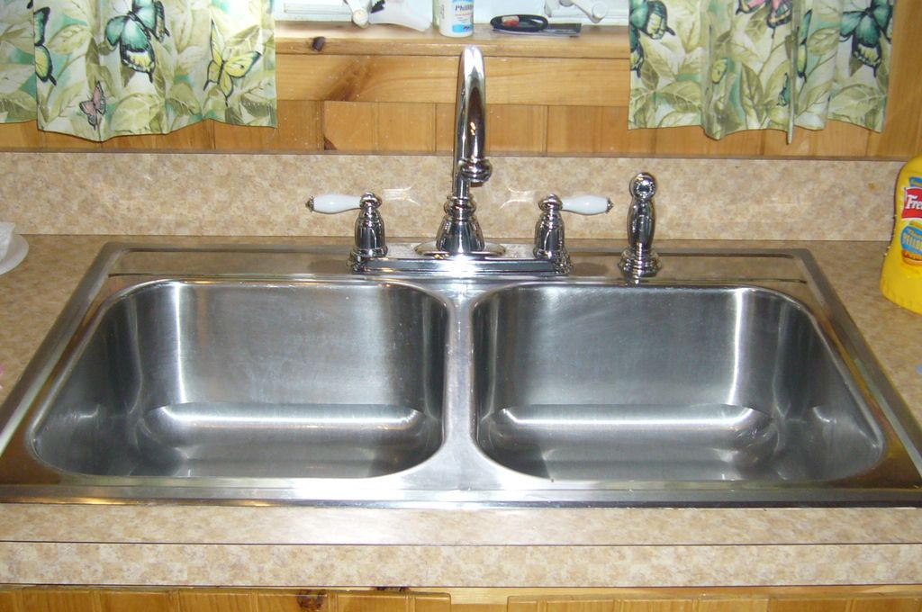New Kitchen Sink Installed