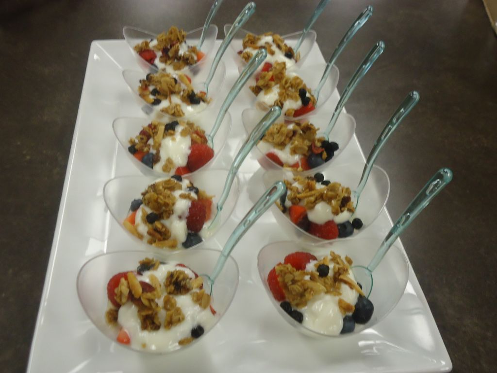 Yogurt parfaits/home made granola/fresh berries/lo