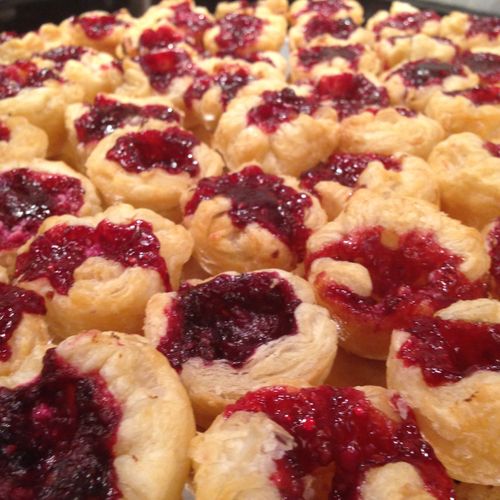 Brie and berry tartlets