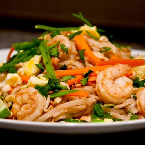 Pad Thai noodles with shrimp and vegetables.