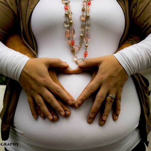 Maternity Photoshoot in Manchester,CT