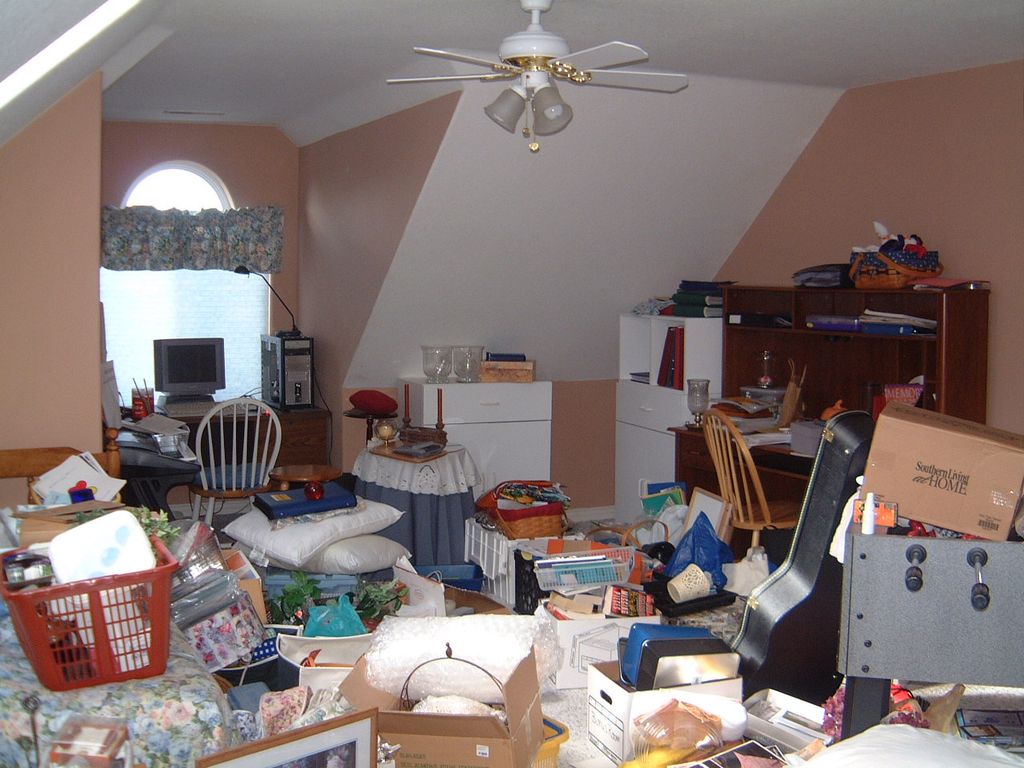 Bonus Room Before