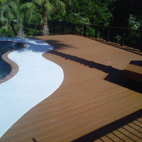 custom deck with composite deck material