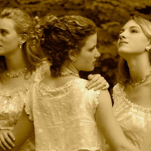 the three muses-jewelry shoot