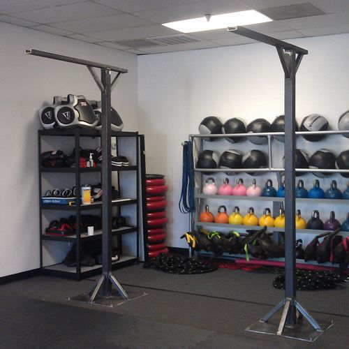 Custom punch bag stands for Kick boxing gym , Stee
