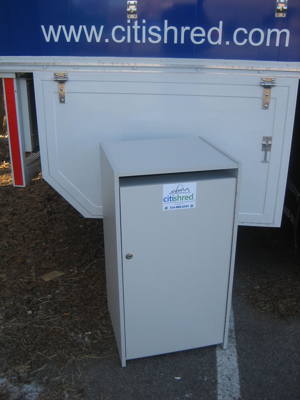 Most companies choose our Executive Console. 90lb 