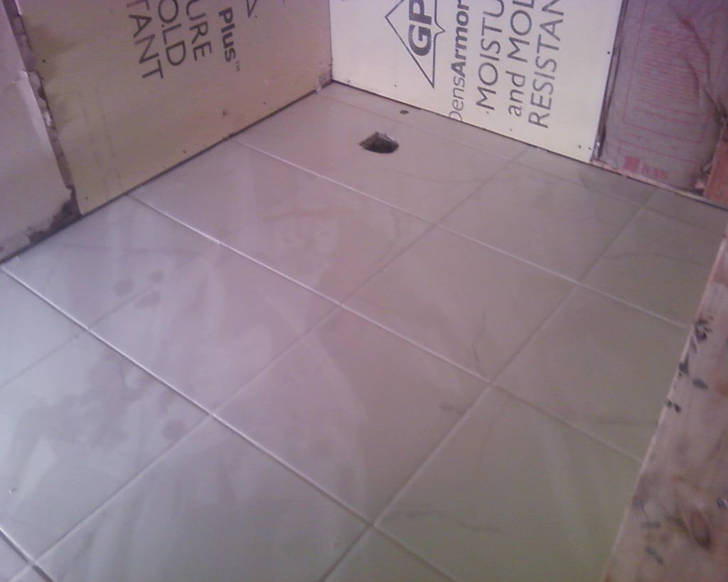 We install porcelain tiles