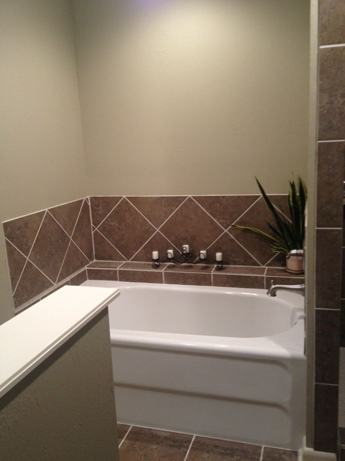 Soaker Tub with Tile Surround