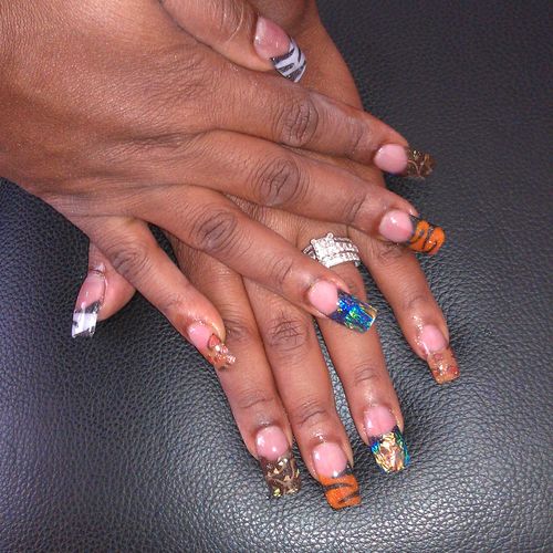 Safari acrylic nails