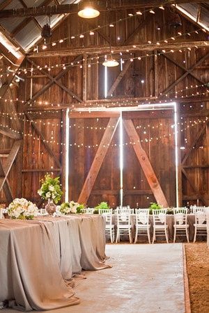 Barn / Vintage Wedding