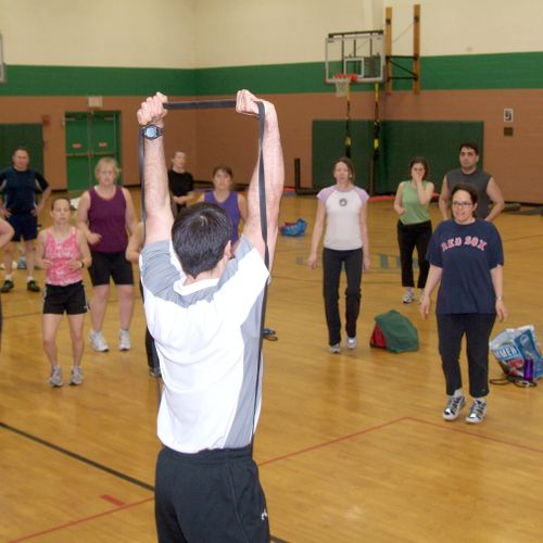 Demonstration of a vertical push (overhead press) 
