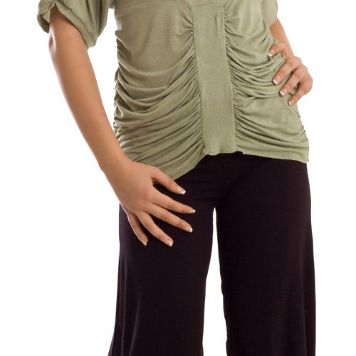 Ruched top, baggy cruise pant