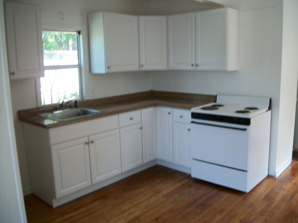 Basic Kitchen remodel in West Palm Beach