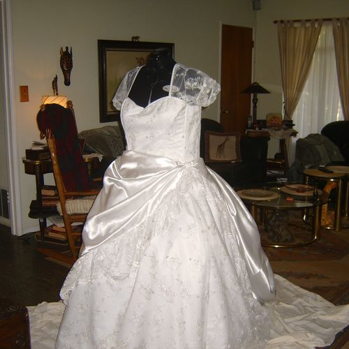 custom  wedding gown