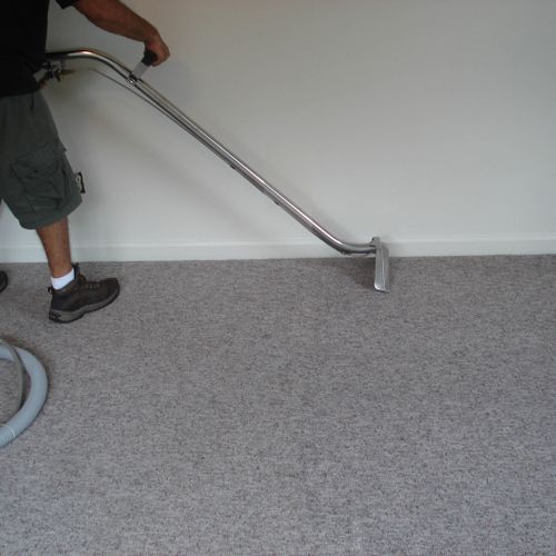 Carpet steam cleaninig